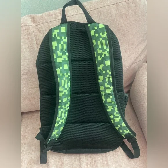 Minecraft Backpack - Picture 2 of 3